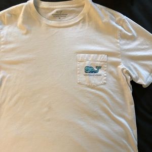 Vineyard vines T-shirt